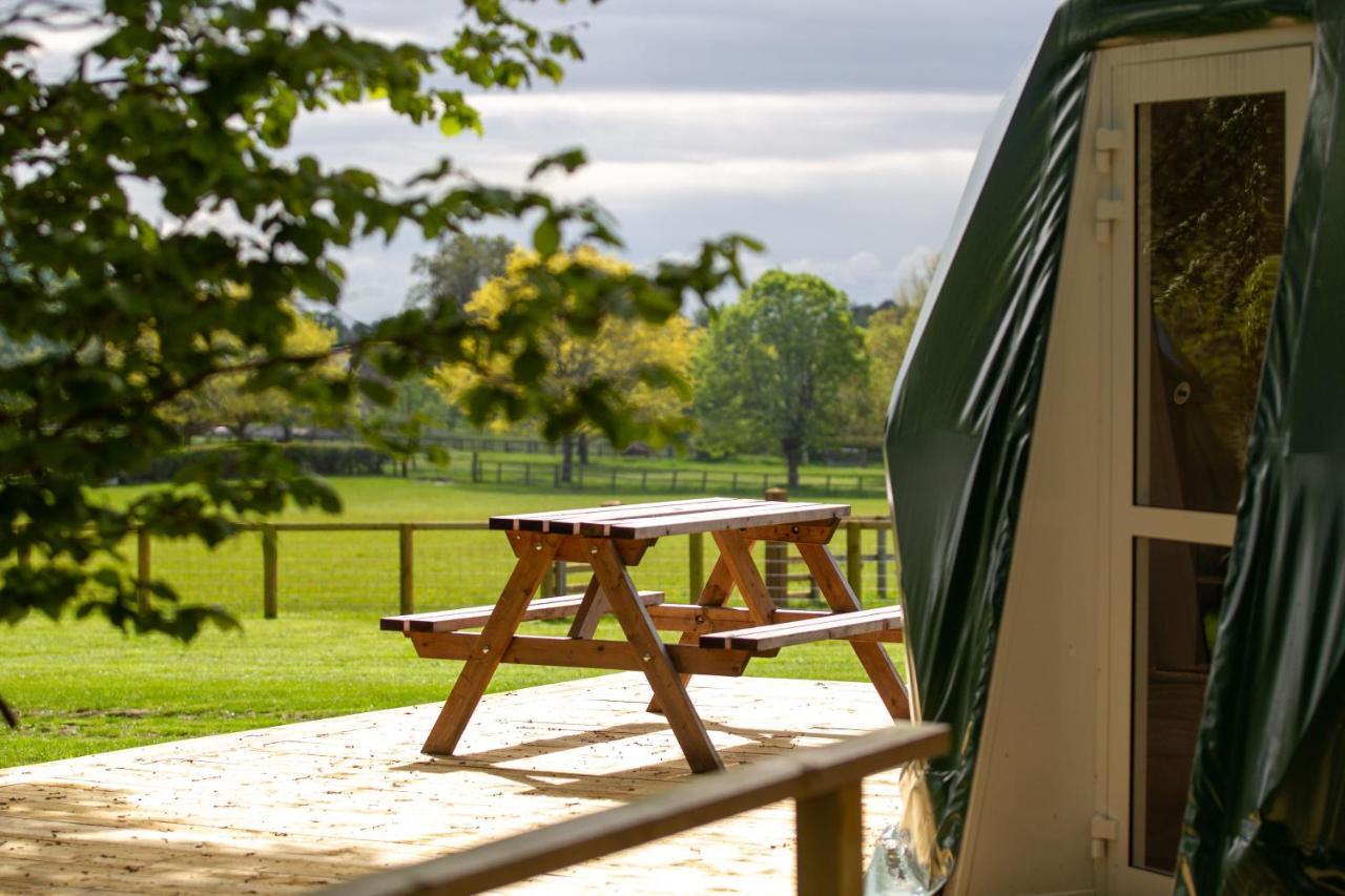Camp Katur Glamping Hotel Carthorpe Exterior photo